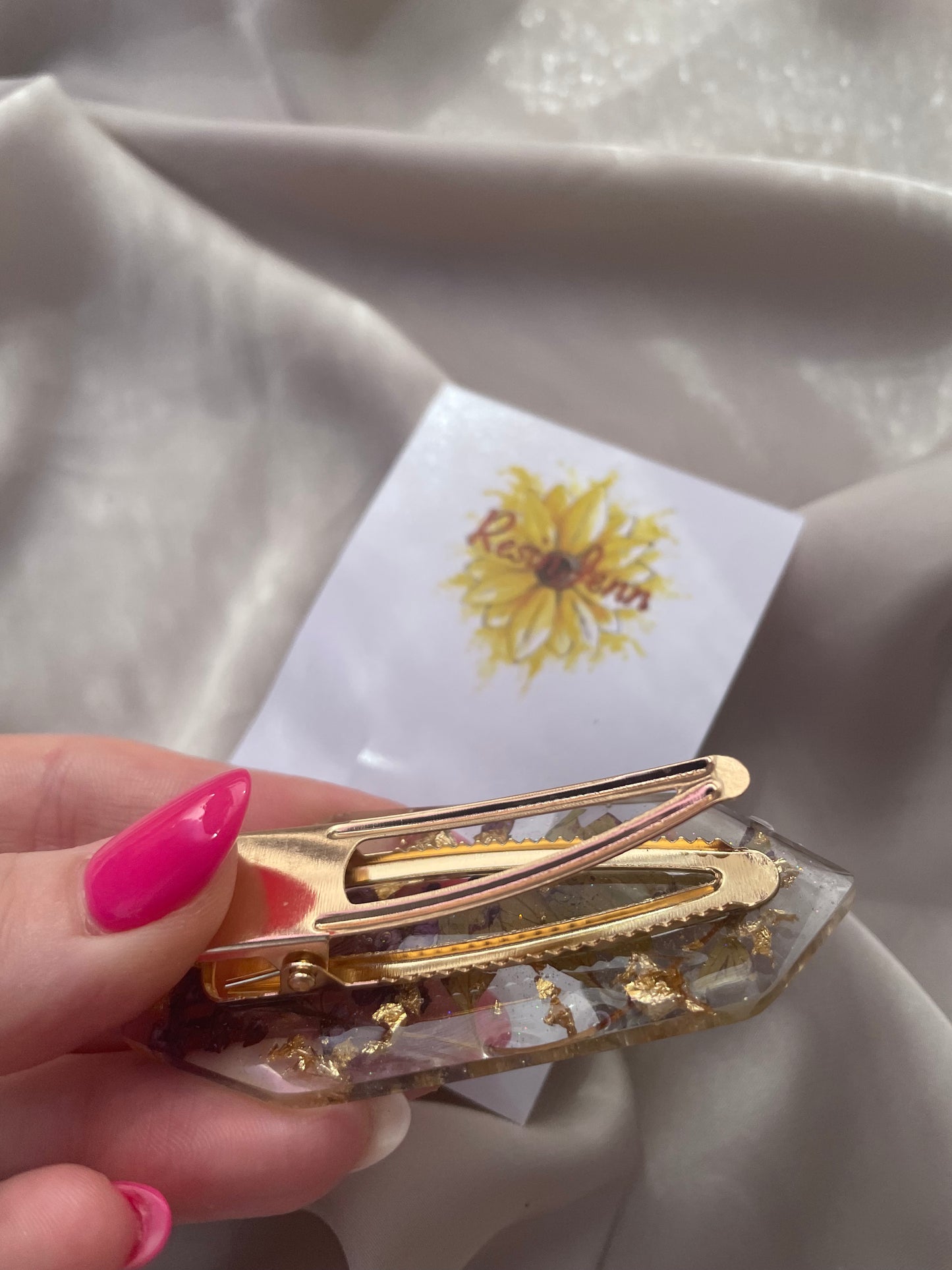Floral hair clip