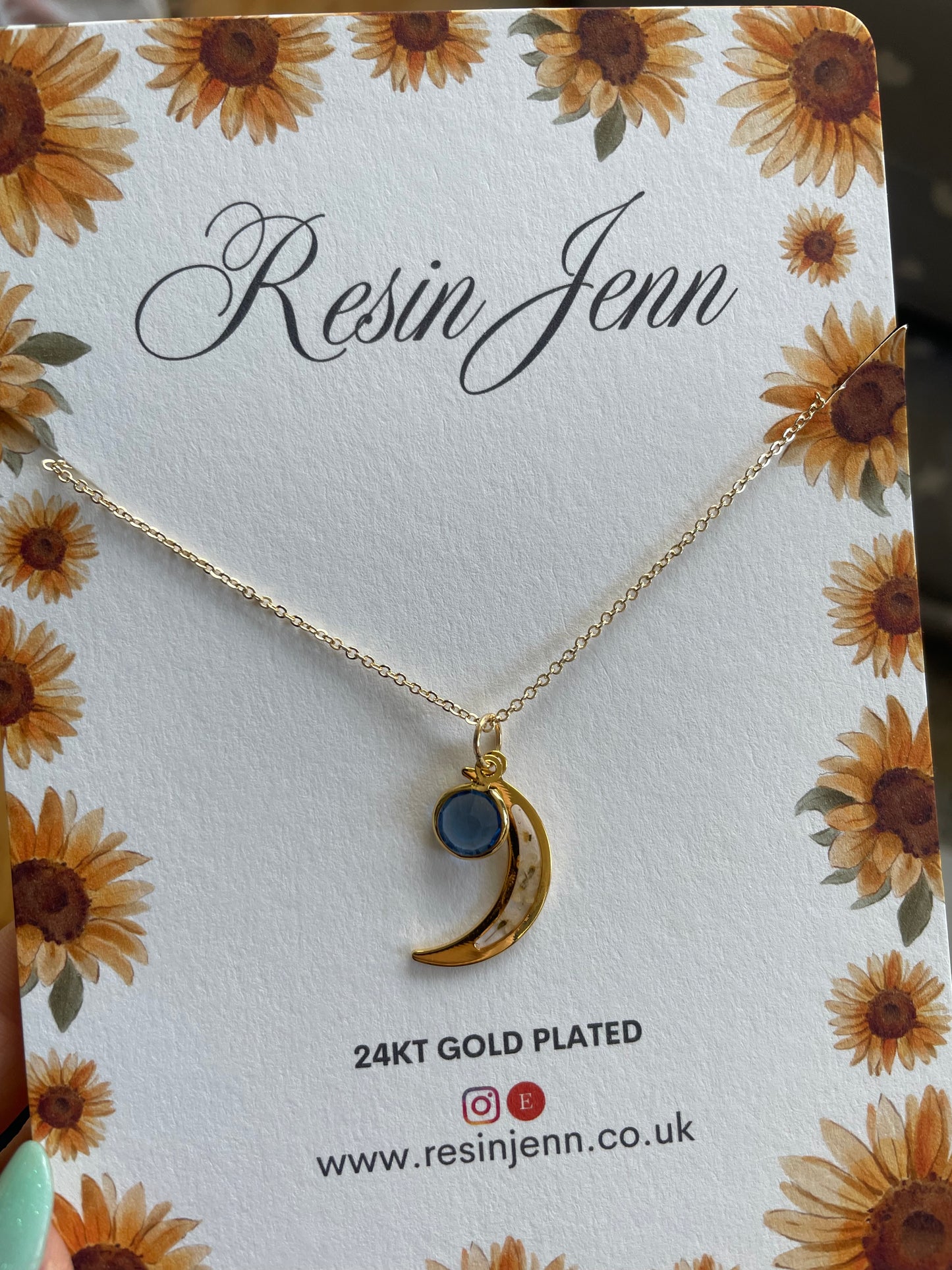 Moon necklace with sapphire gemstone