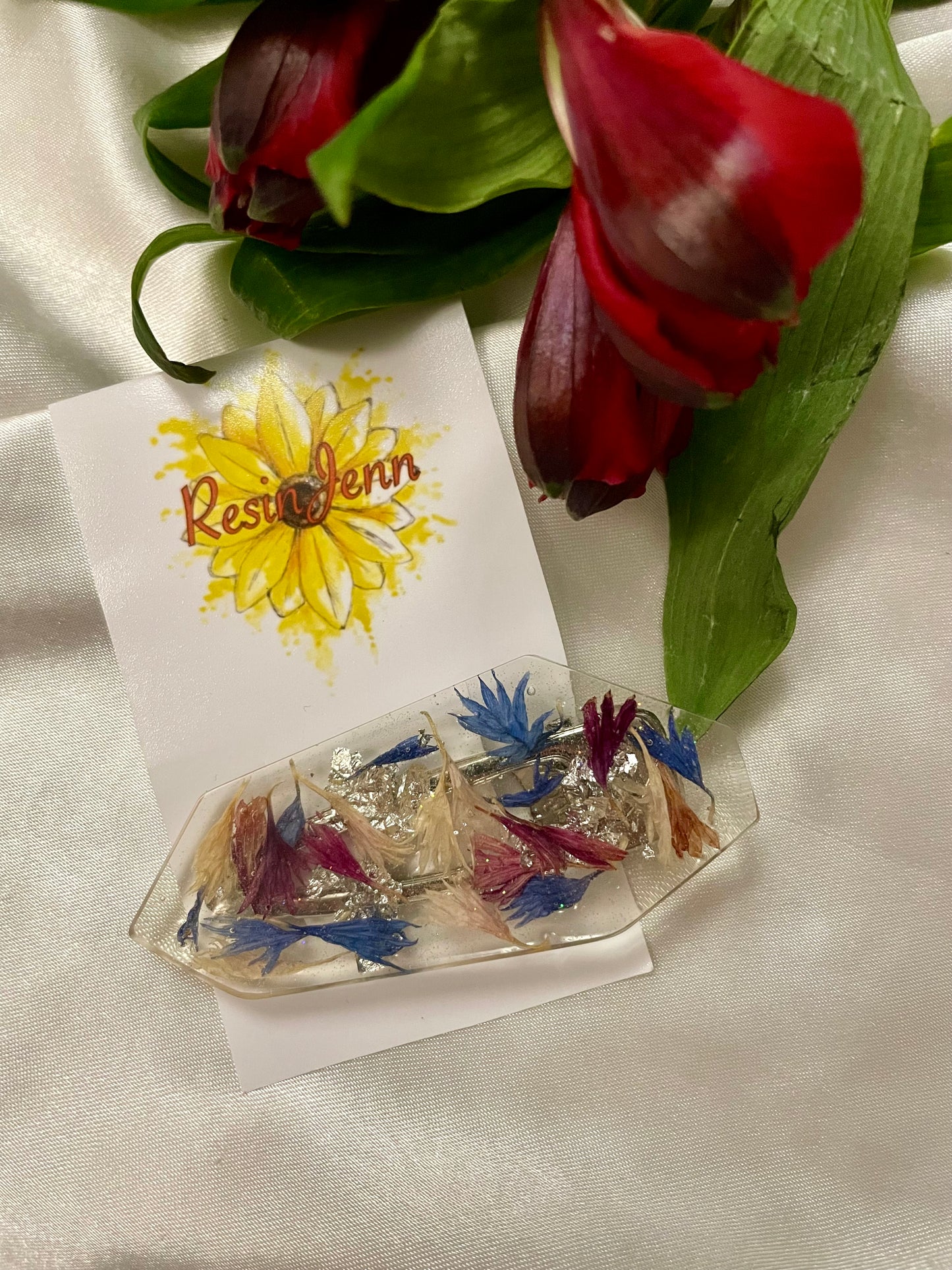 Chunky floral hair clip